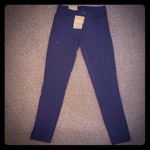 Patagonia Skyline Traveler Pants, size 4, black